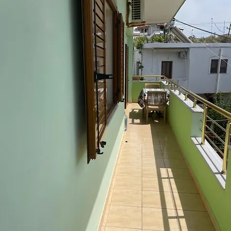 Jonny's Homestay *