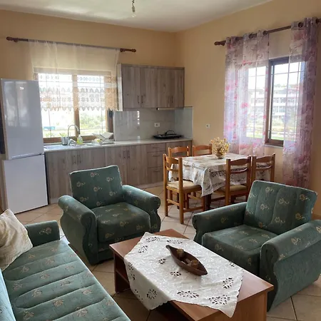 Homestay Jonny's *