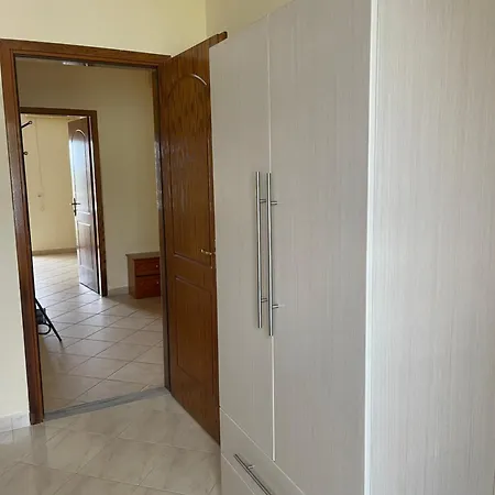 Homestay Jonny's *